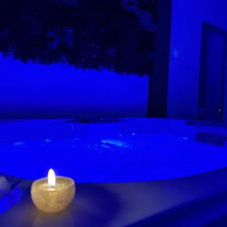 Jacuzzi Val D'oise Paris بيت للعطل Saint-Leu-la-Foret