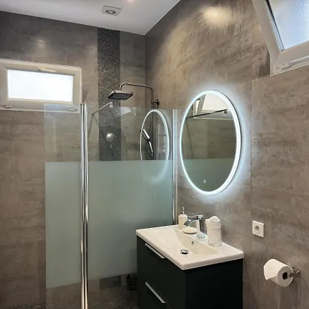 Jacuzzi Val D'oise Paris بيت للعطل Saint-Leu-la-Foret