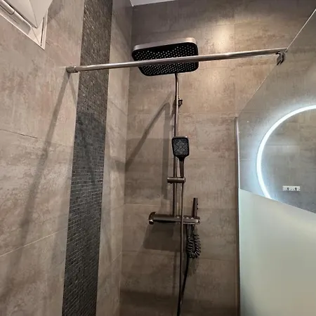 Jacuzzi Val D'oise Paris بيت للعطل *